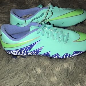 Brand new Women’s Nike soccer cleats